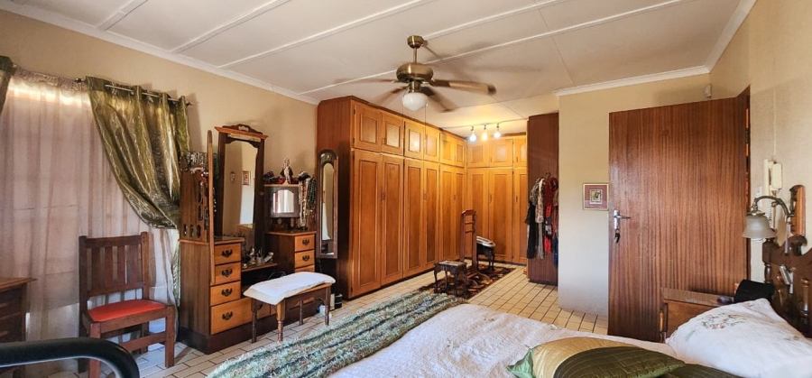 4 Bedroom Property for Sale in Hartbeesfontein North West
